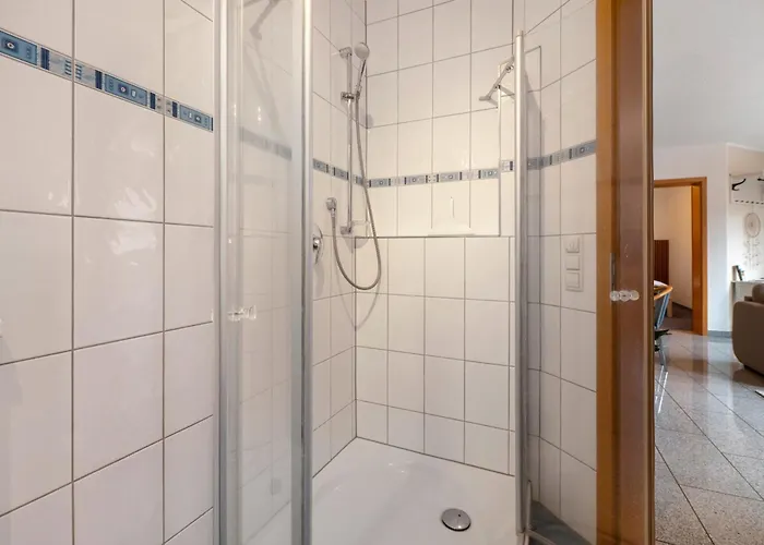 Ferien In Der Vulkan-eifel 멘디흐